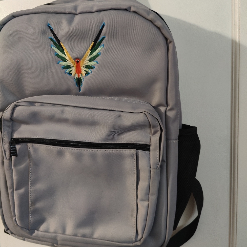 Logan Paul maverick backpack. In good condition please check the pictures